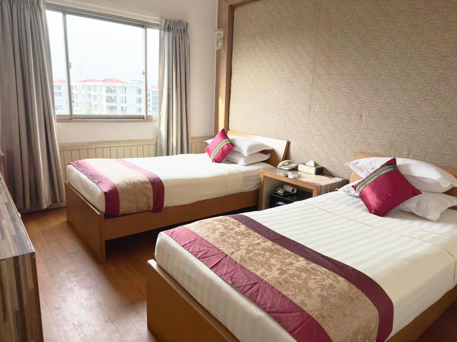 Hotel 63 Rangoon Eksteriør billede