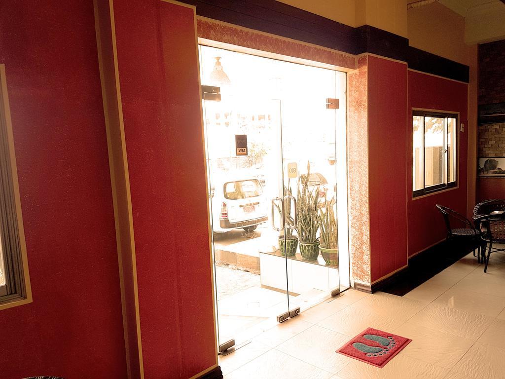 Hotel 63 Rangoon Eksteriør billede