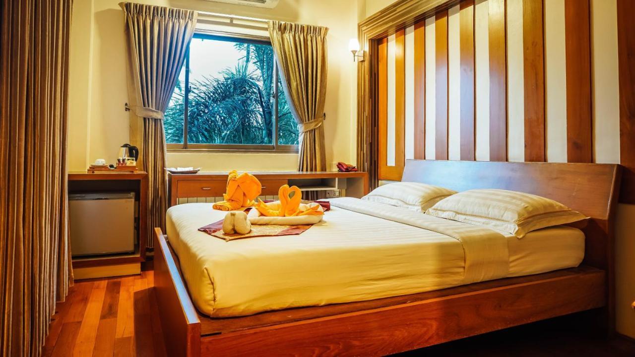 Hotel 63 Rangoon Eksteriør billede