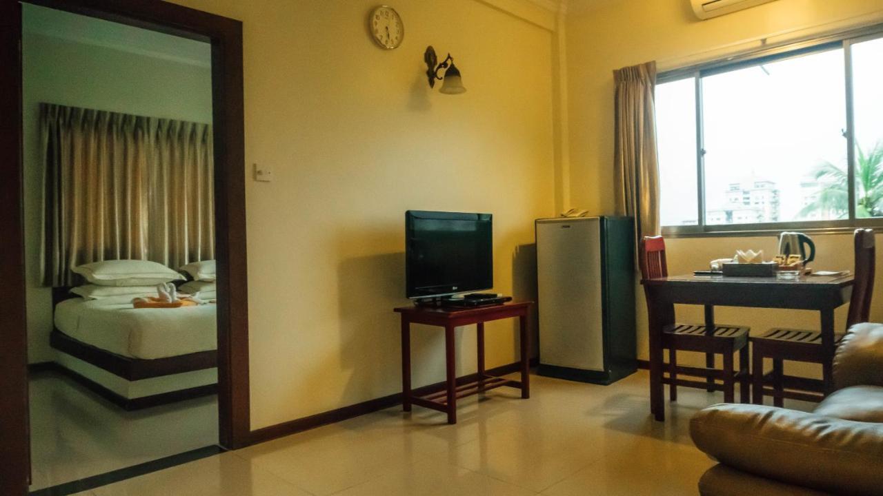 Hotel 63 Rangoon Eksteriør billede