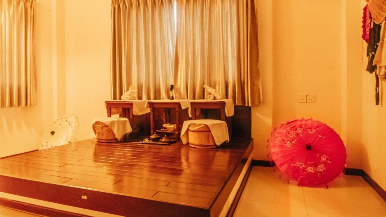 Hotel 63 Rangoon Eksteriør billede